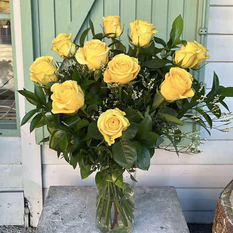 Ramo Love de 12 Rosas amarillas online